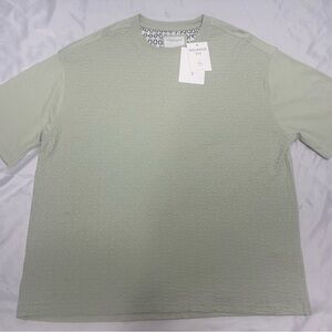NWT Weatherproof Light Green Textured Tee